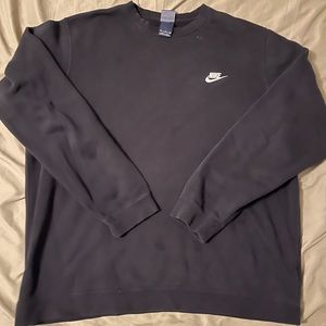 NIKE Black Crewneck